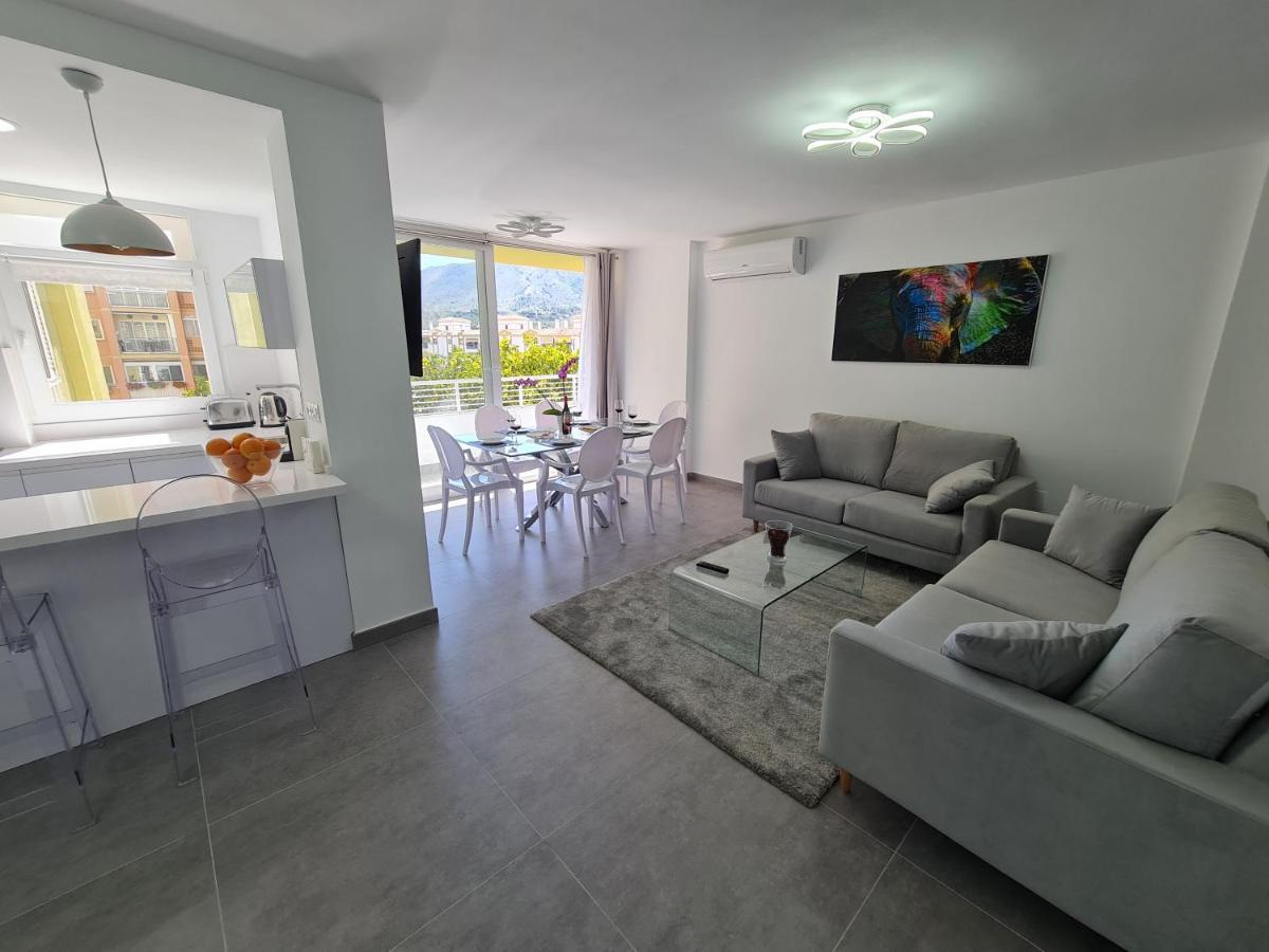 Modern 3 Bedroom Luxury Apartment In Torremolinos Exterior photo