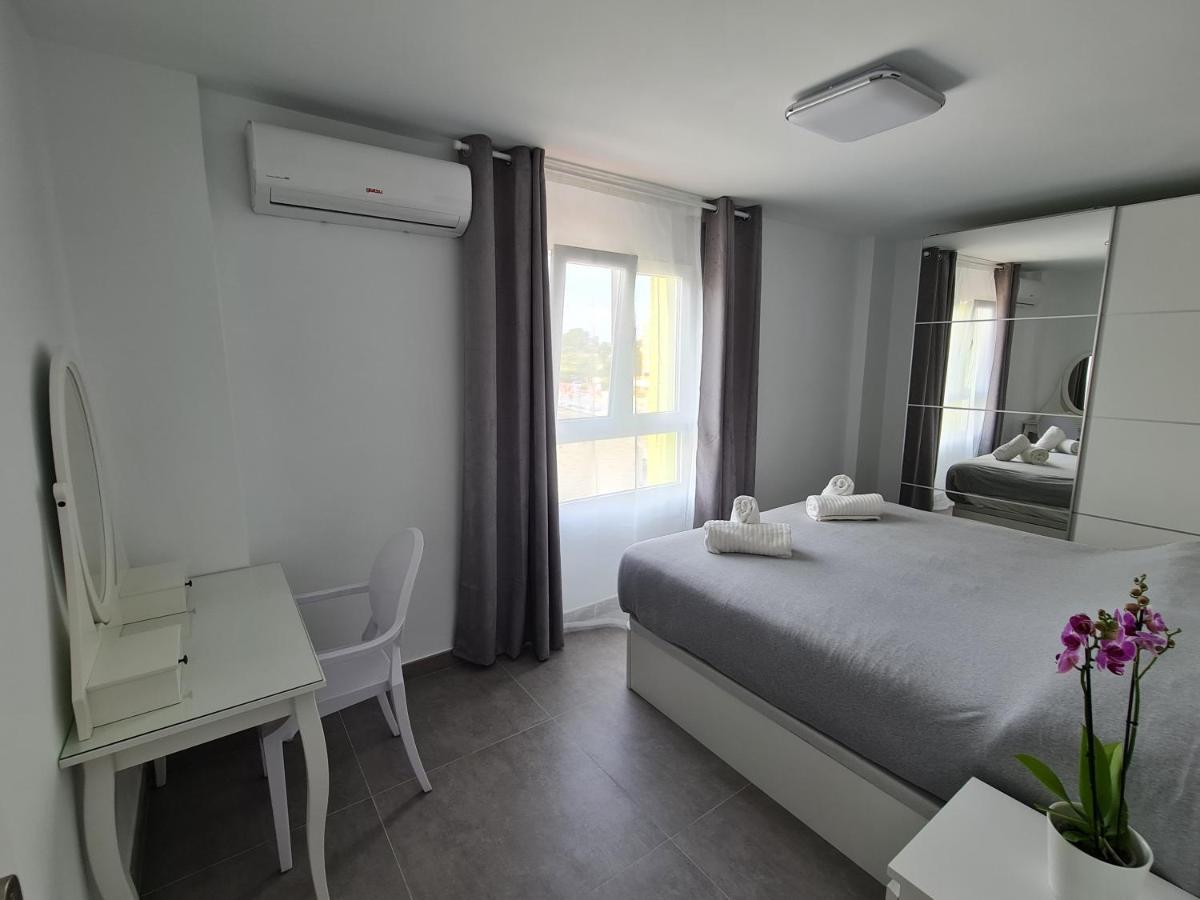 Modern 3 Bedroom Luxury Apartment In Torremolinos Exterior photo